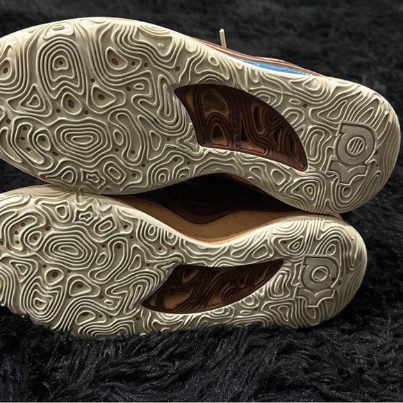 KD 15 EYBL Size 11 - Picture 4 of 6